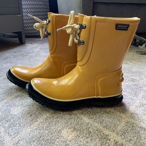 Bogs rain boots